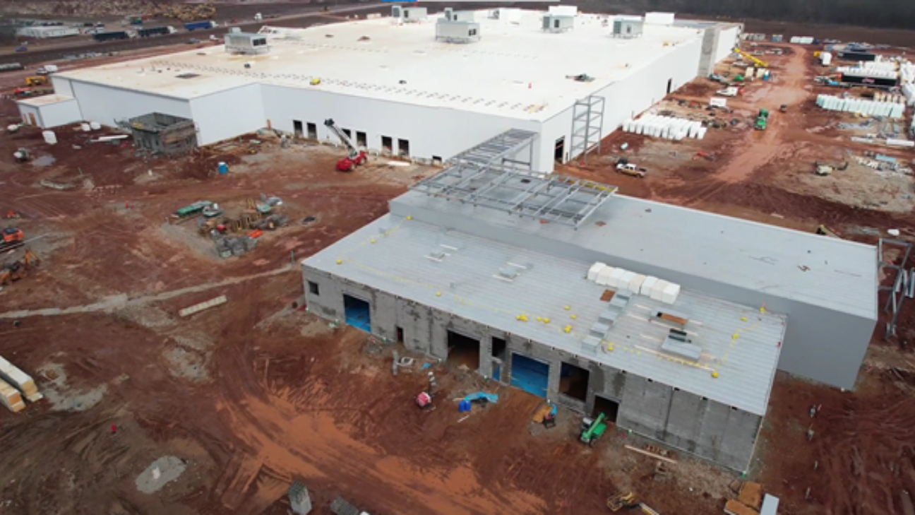 This is a photo of the Bowling Green construction.