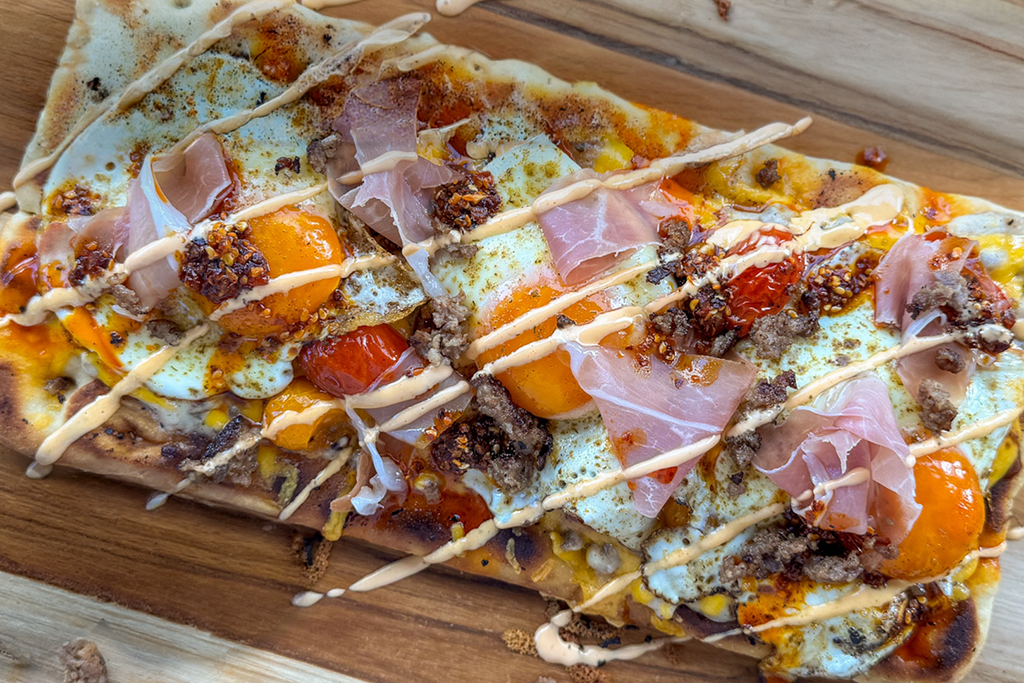 Loaded breakfast flatbread final dish